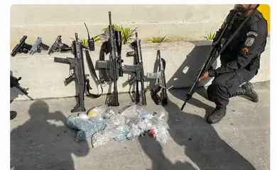 Brasília (DF), 26/09/2025 – PM O Rio de Janeiro apreendeu 500 fuzis pela Polícia Militar, desde o início do ano de 2025. O número foi registrado, após operações realizadas pelos batalhões de Irajá, Ilha do Governador e Bangu, nas zonas norte e oeste da capital fluminense.
Foto: PM-RJ