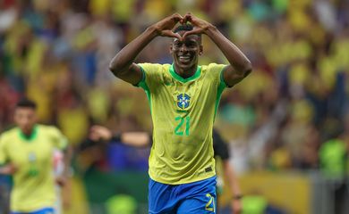 Luiz Henrique - Brasil x Peru - pelas Eliminatórias Sul-Americanas no estádio Mané Garrincha, em 15/10