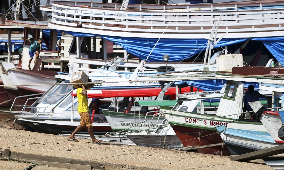 Porto do município de Autazes, no Amazonas.