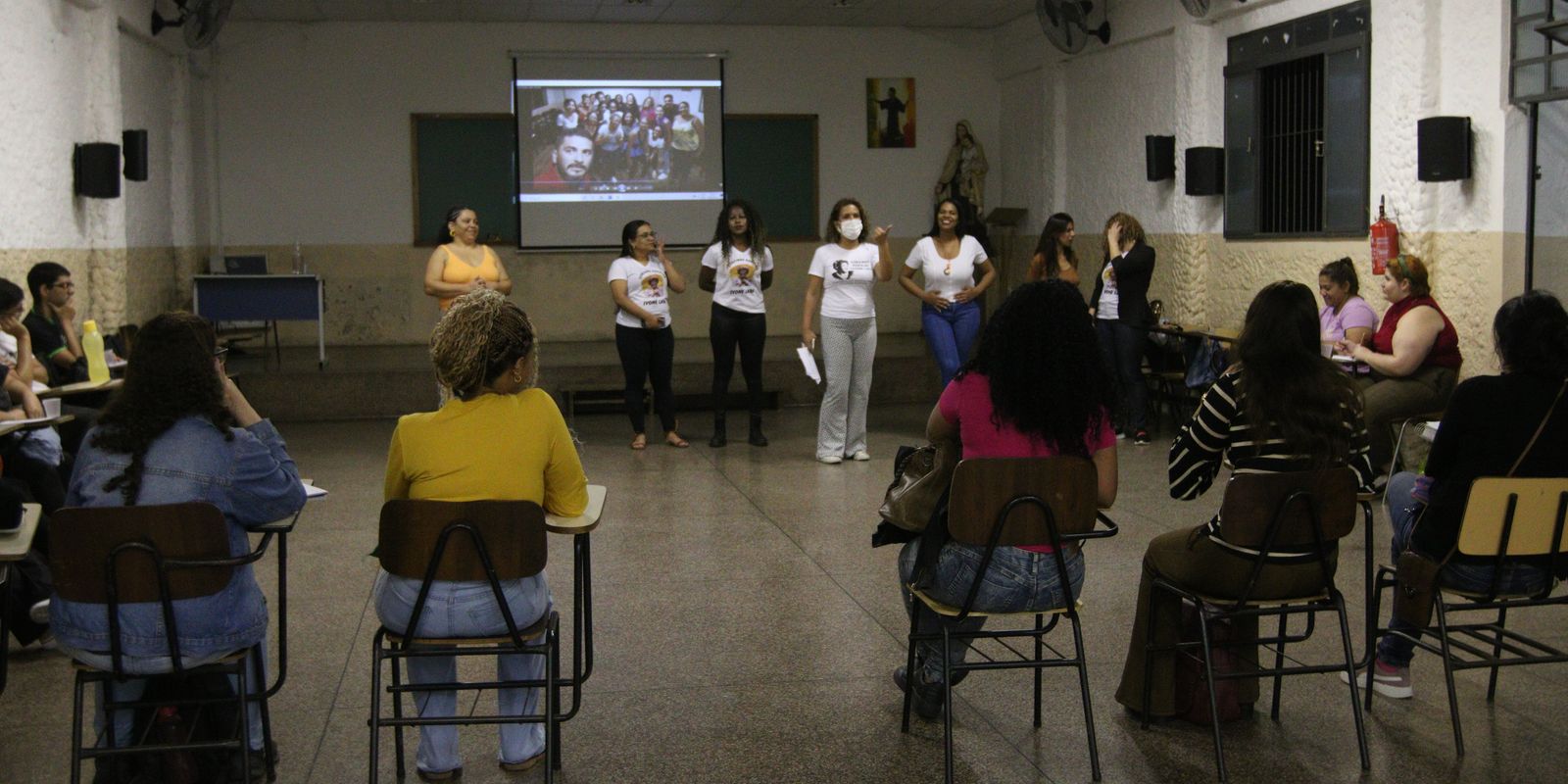 Cursos populares para concurso público podem despertar para política