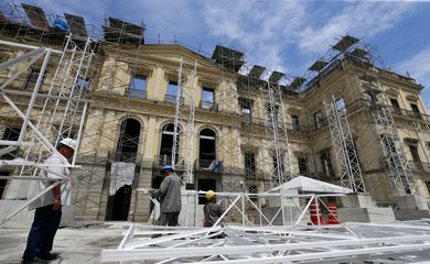 Pela primeira vez, cinco meses após o incêndio, o palácio que abrigava o Museu Nacional do Rio de Janeiro, foi aberto para a imprensa, e parte do acervo recuperado foi apresentado. 