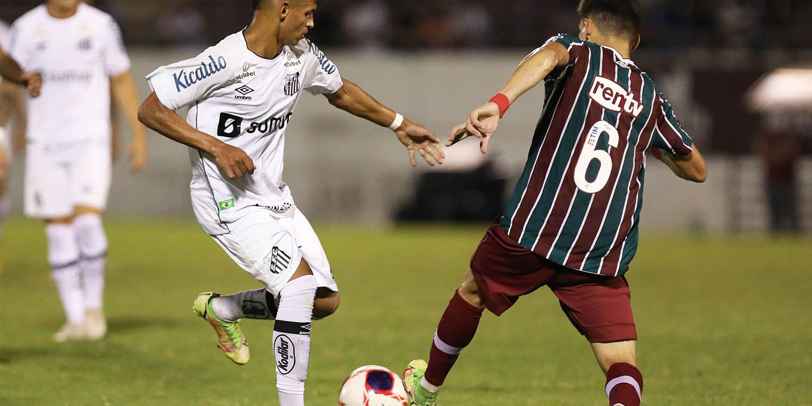 Santos chega ao Equador com time alternativo para jogo de quinta