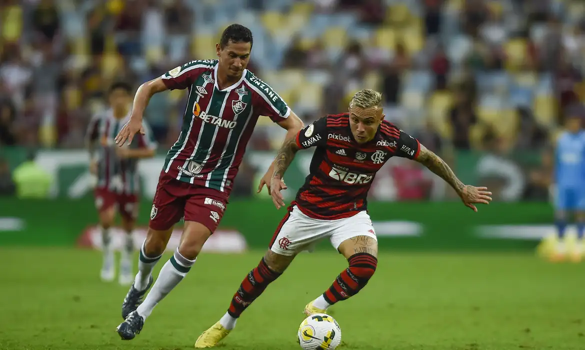 Fluminense vence o Flamengo e conquista a Taça Guanabara