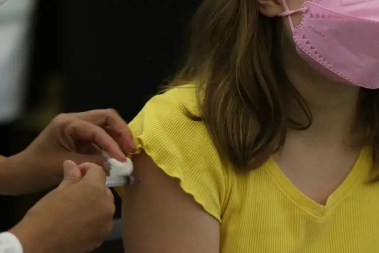 Childhood vaccination against Covid-19 for children aged 10 and over, at the Planetário, in the Gávea neighborhood, south of the city.