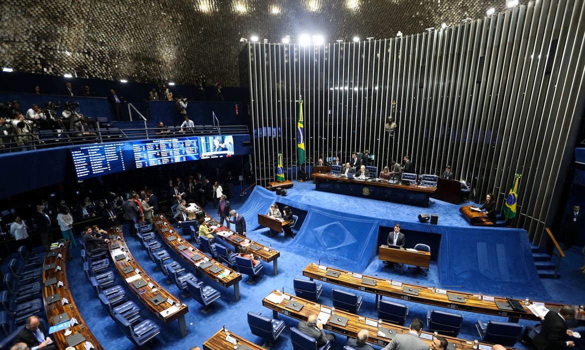 Brasília - A advogada de acusação, Janaína Paschoal, fala no quinto dia de julgamento final do processo de impeachment da presidenta afastada, Dilma Rousseff, no Senado Federal (Marcelo Camargo/Agência Brasil)