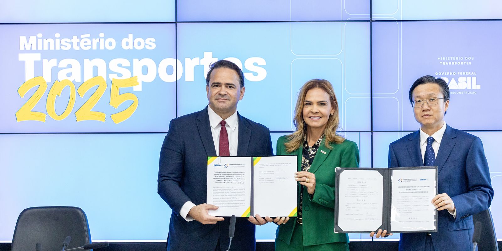Brazil, China sign agreement to plan railroad to Peru