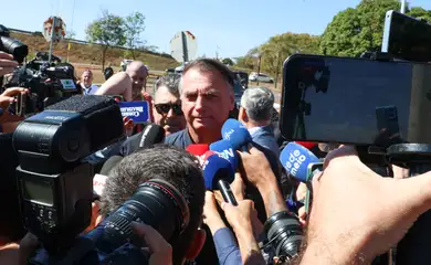 Brasília (DF), 18/07 /2025 - Bolsonaro fala a imprensa após colocar tornozeleira na Secretaria de Administração Penitenciária do Distrito Federal. Foto Antônio Cruz / Agência Brasil