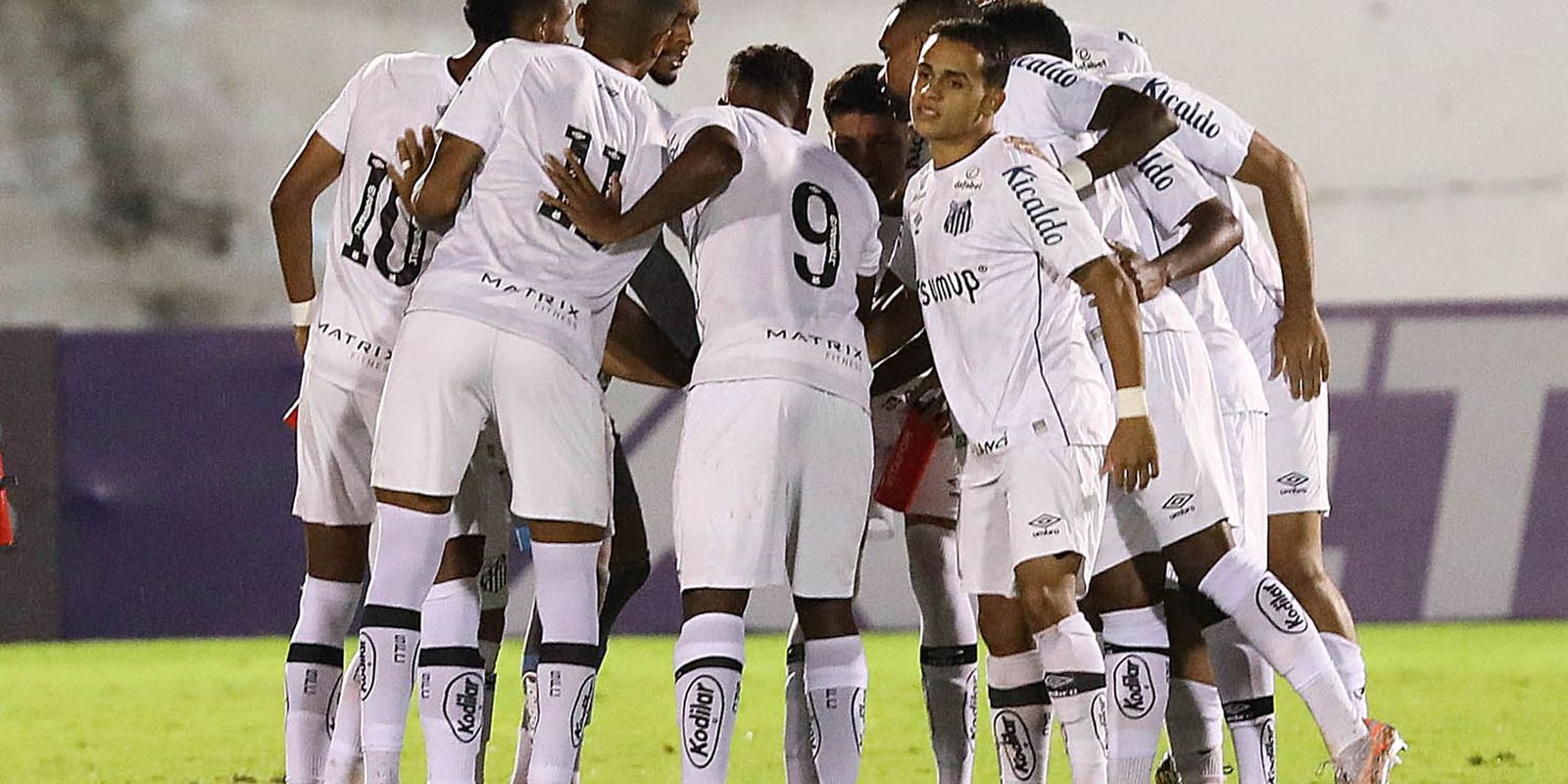 Santos encerra primeira fase da Copinha com 100Þaproveitamento