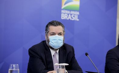 O ministro de Relações Exteriores, Ernesto Araújo, durante coletiva de imprensa.