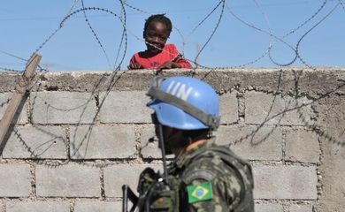 Após 13 anos, missão brasileira no Haiti está próxima do fim