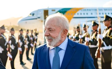 27.01.2026 - Presidente da República, Luiz Inácio Lula da Silva, durante chegada ao Aeroporto Panamá Pacífico. Cidade do Panamá - Panamá

Foto: Ricardo Stuckert / PR