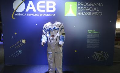Acontece em Brasília, entre 15 e 21 de Outubro, a Semana Nacional de Ciência e Tecnologia, promovida pelo Ministério de Ciência e Tecnologia.