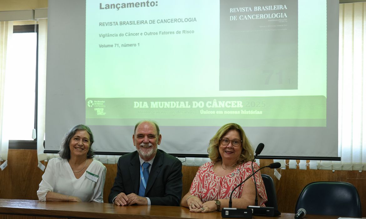 Dia Mundial do Cncer: revista traz informaes sobre a doena