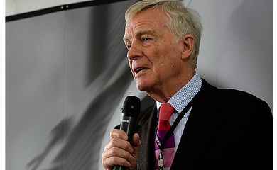 Ex-presidente da Fórmula 1 Max Mosley morre aos 81 anos
