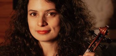 Paloma Pitaya, violinista