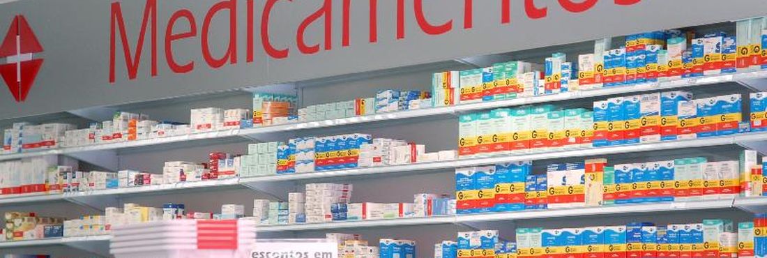 Remédios - farmácia Remédios sem receita médica voltam a ser vendidos fora do balcão das farmácias a partir desta sexta-feira (27/7)