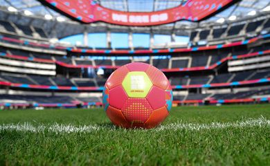 Bola da Copa do Mundo de 2026 nos EUA 
 13/3/2025   Gary A. Vasquez-Imagn Images