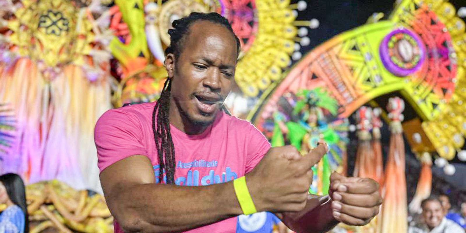 Carnaval: Sambódromo garante acessibilidade a deficientes