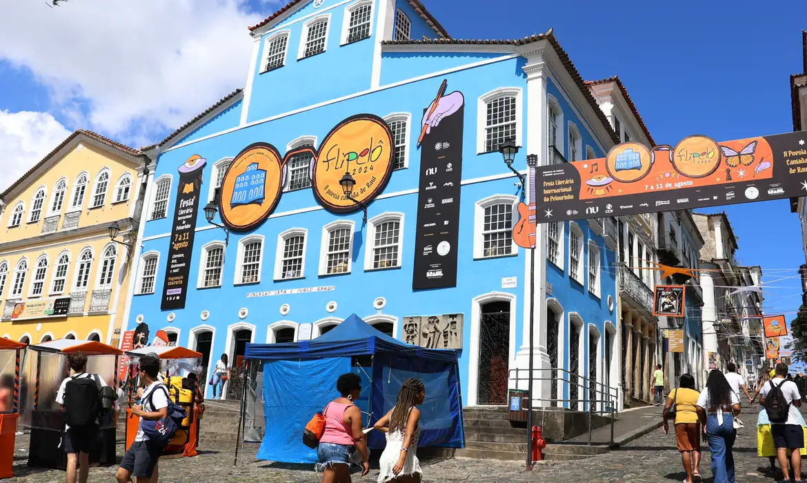 Salvador (BA), 10/08/2024 - Fachada da Fundação Casa de Jorge Amado durante a Festa Literária Internacional do Pelourinho - Flipelô, que homenageia Raul Seixas, no Largo do Pelourinho. Foto: Rovena Rosa/Agência Brasil