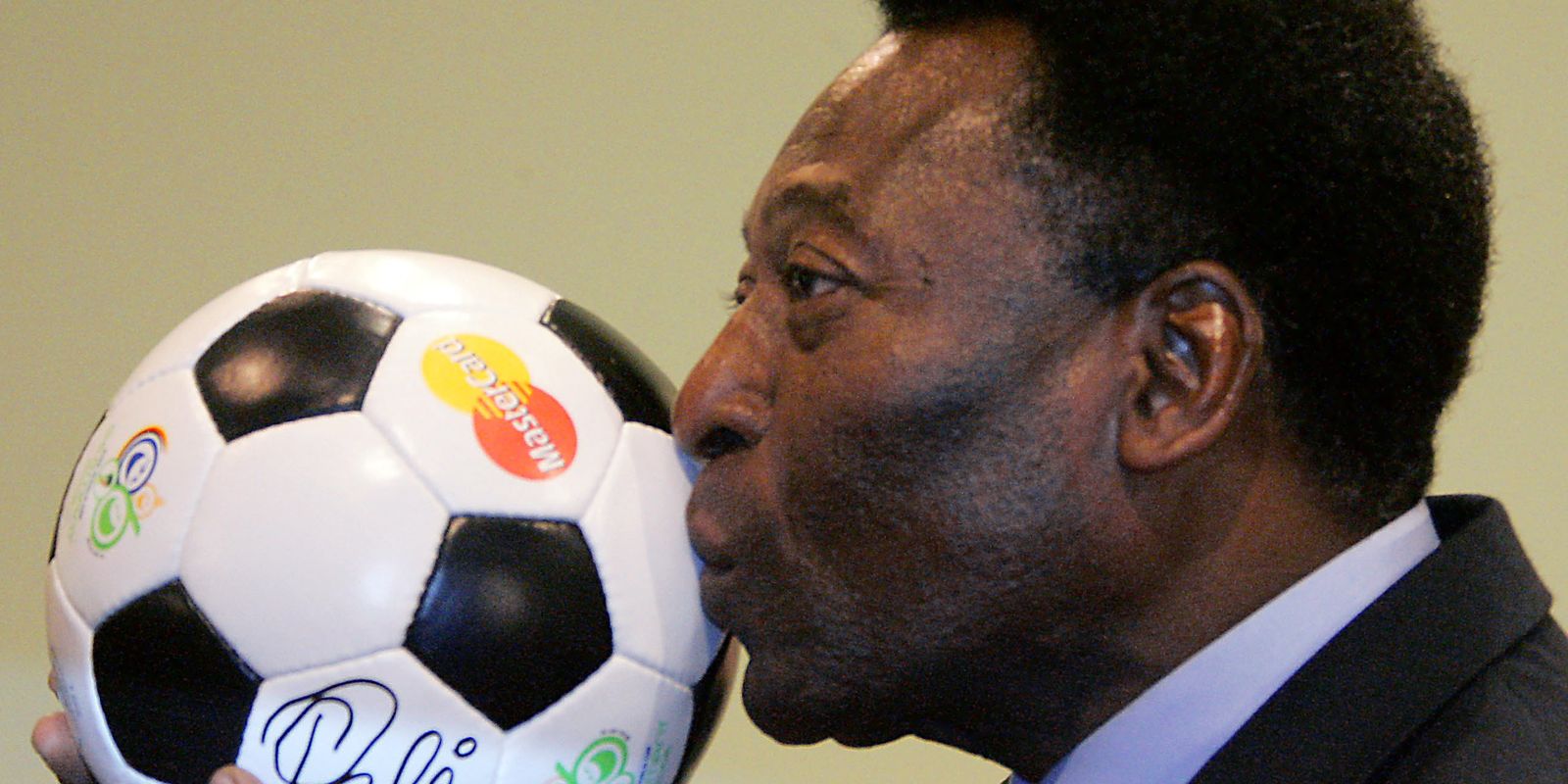 Un año después de la muerte de Pelé, el Rey del Fútbol sigue siendo una inspiración