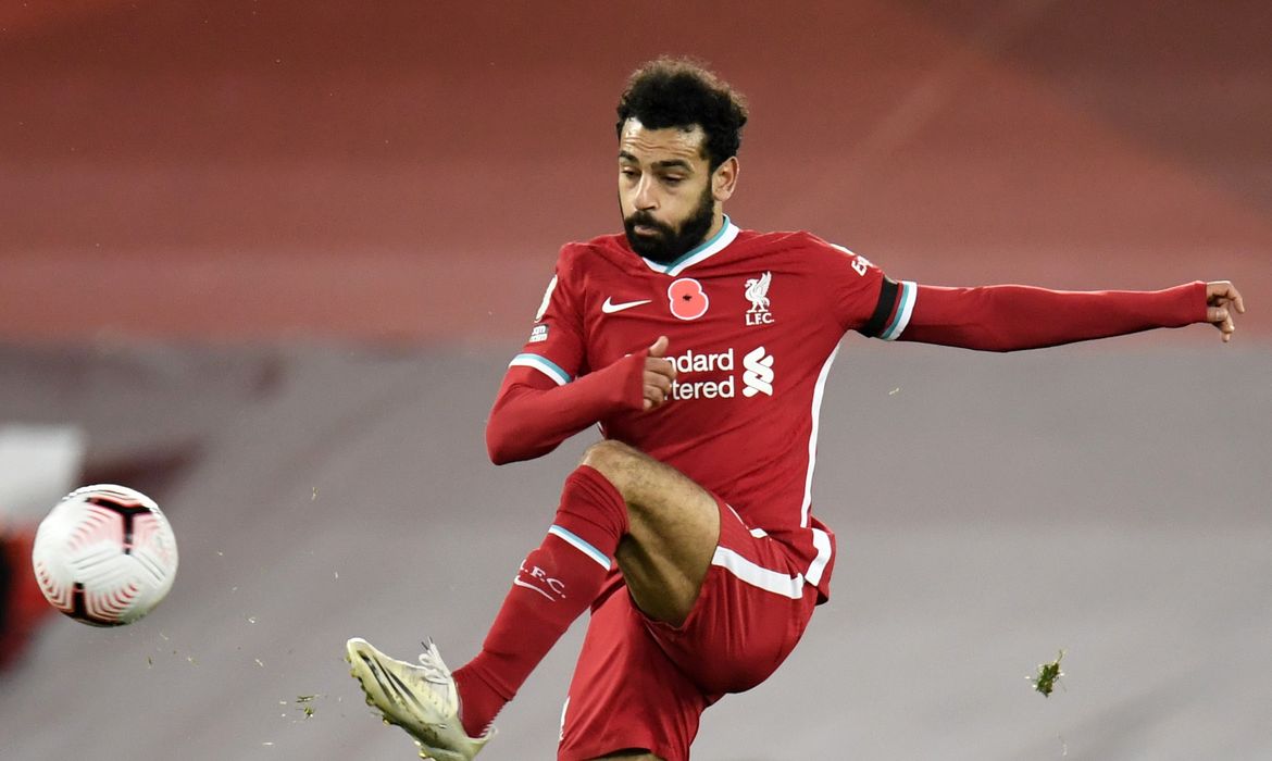 Salah, atacante do Liverpool, testa positivo para covid-19, e desfalca seleção do Egito nas eliminatórias da Copa das Nações Africanas