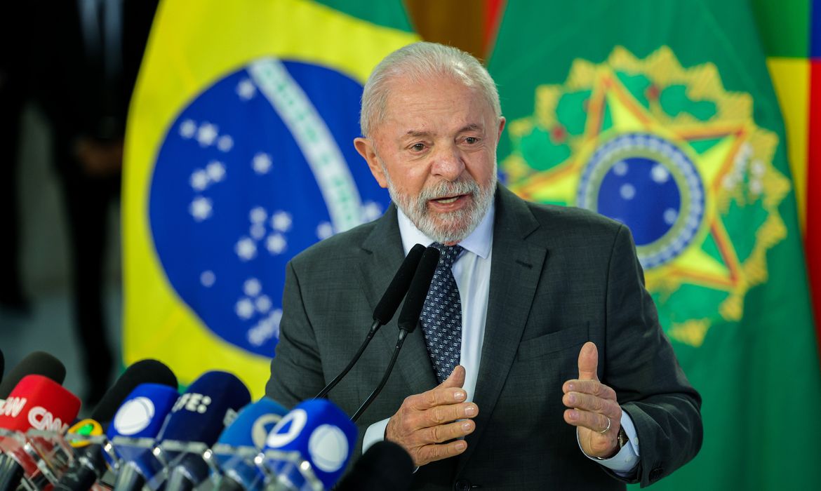 Brasília, (DF) 03/06/2025 - O presidente Luiz Inácio Lula da Silva, fala durante entrevista coletiva com jornalistas no Palácio do Planalto.
Foto: Fabio Rodrigues-Pozzebom/Agência Brasil