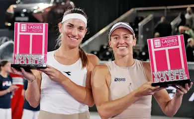 Húngara Timea Babos e brasileira Luisa Stefani são campeãs de  duplas do WTA 500 de Linz (Áustria), em 02/02/2025