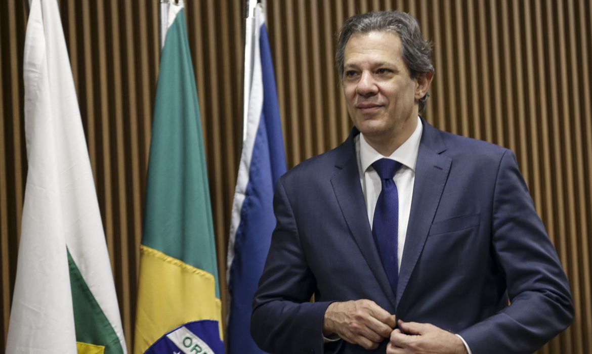 Brasília (DF), 19/10/2023 - O ministro da Fazenda, Fernando Haddad, durante palestra no 26º Congresso Internacional de Direito Constitucional, no Instituto Brasileiro de Ensino, Desenvolvimento e Pesquisa (IDP), em Brasília. Foto: Marcelo Camargo/Agência Brasil