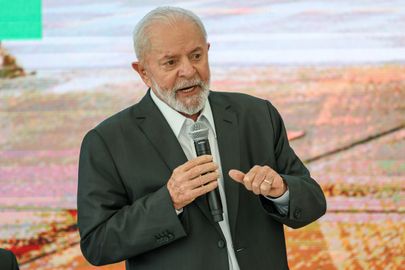 Brasília (DF) 09/04/2024 – O presidente Luiz Inácio Lula da Silva durante anuncio de novas medidas de ajuda e apoio ao Rio Grande do Su
Foto: José Cruz/Agência Brasil