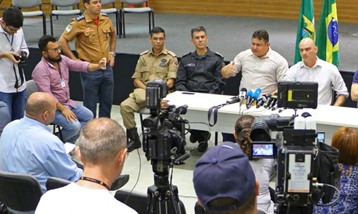 Secretários informaram ter identificado seis presos que comandaram rebelião no presídio no RN