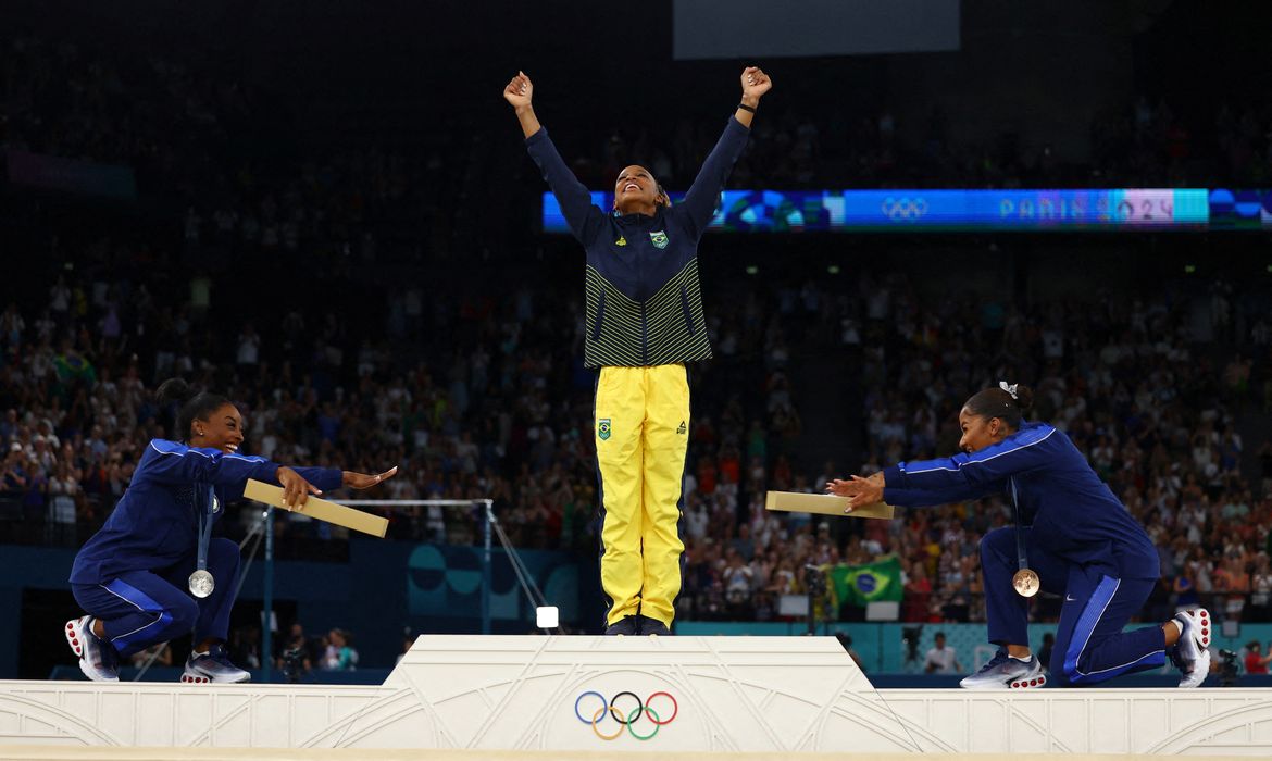 Rebeca Andrade, Simone Biles, Jordan Chiles, jogos de paris, ginástica