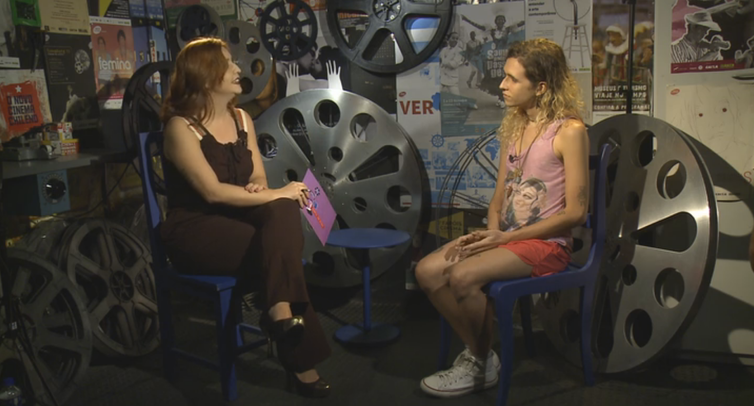 Tâmara Freire entrevista a diretora Clara Chroma