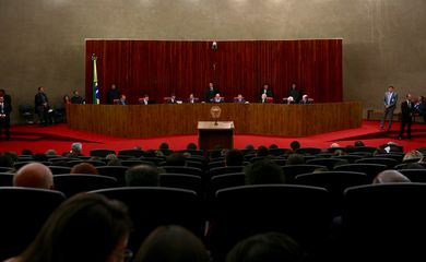 Brasília - O Tribunal Superior Eleitoral (TSE) retoma o julgamento da ação em que o PSDB pede a cassação da chapa Dilma-Temer, vencedora das eleições presidenciais de 2014 (Fabio Rodrigues Pozzebom/Agência Brasil)