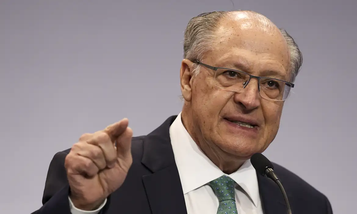 Marcelo Camargo/Agência Brasil Brasília (DF), 15/10/2024 - O vice-presidente Geraldo Alckmin durante a reunião plenária do Grupo Executivo do Complexo Econômico-Industrial da Saúde (GECEIS). Foto: Marcelo Camargo/Agência Brasil