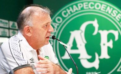 Paulo Magro, presidente da Chapecoense, faleceu nesta quarta-feira (30), vítima da covid-19.