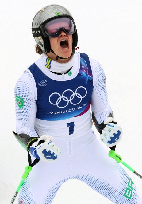 Milano Cortina 2026 Olympics - Alpine Skiing - Men's Giant Slalom Run 2 - Stelvio Ski Centre, Bormio, Italy - February 14, 2026.Lucas Pinheiro Braathen of Brazil celebrates after his second run in the Men's Giant Slalom REUTERS/Denis Balibouse TPX IMAGES OF THE DAY