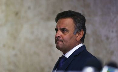 Brasília - Senador Aécio Neves, após encontro com o presidente Michel Temer, fala sobre a reforma da Previdência no Palácio do Planalto (Valter Campanato/Agência Brasil)