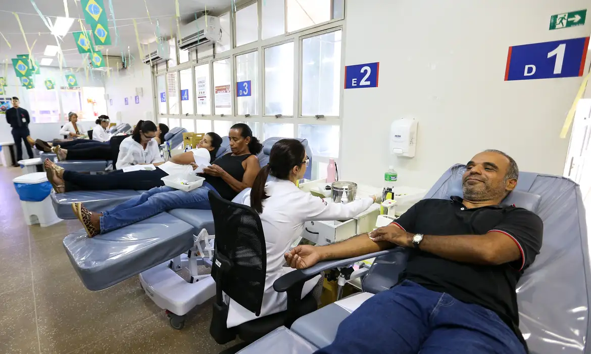 Hemocentros pedem que doadores façam agendamento | Agência Brasil
