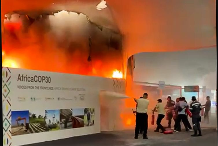 BELÉM - 20/11/2025 -Incêndio em pavilhão da COP30. Foto: Reprodução de vídeo.