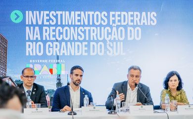 Porto Alegre (RS), 28/01/2025 - O ministro da Casa Civil, Rui Costa, durante visita acompanhado da ministra da Saúde, Nísia Trindade e o govenador Eduardo Leite com objetivo de manter reuniões com o governo do Estado e prefeitos, para vistoriar das obras do Novo PAC e atualizar as ações do governo federal para a reconstrução do Rio Grande do Sul. Foto: Wagner Lopes/CC