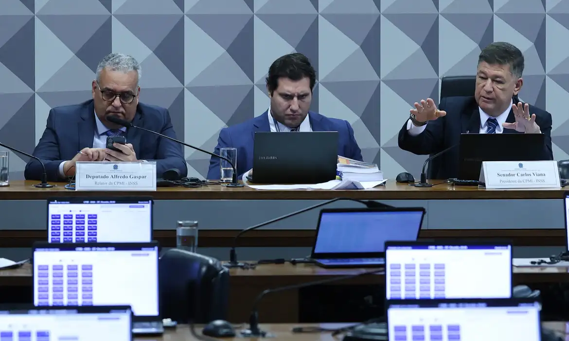 CPMI do INSS cancela depoimento de ex-presidente da Contag 