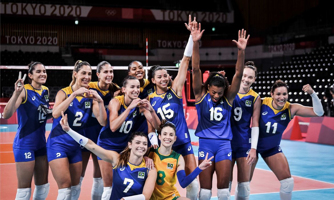 A seleção brasileira feminina de vôlei já sabe quem vai ser o primeira  adversário na fase final da Liga das Nações