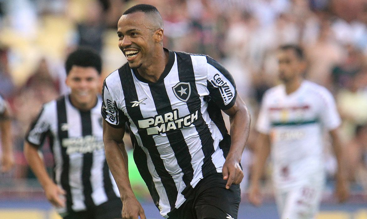 - Botafogo bate o Flu e fica na esperança de se classificar à semi no RJ. Foto: Vítor Silva/Botafogo