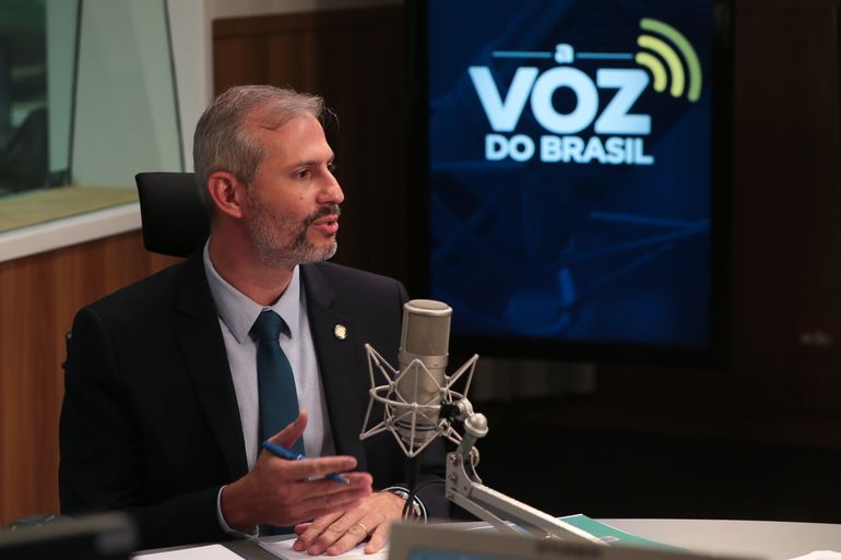 Secretário-Executivo do Ministério da Educação, Victor Godoy, participa do programa A Voz do Brasil