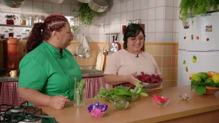 Regina Tchelly conversa com Áurea Andrea sobre as PANCs