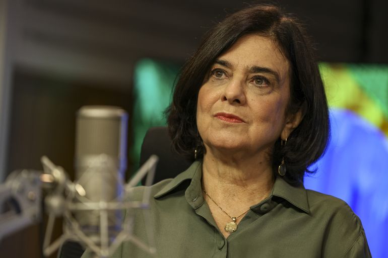 Brasília (DF), 17/07/2024 - A ministra da Saúde, Nísia Trindade, durante entrevista ao programa 