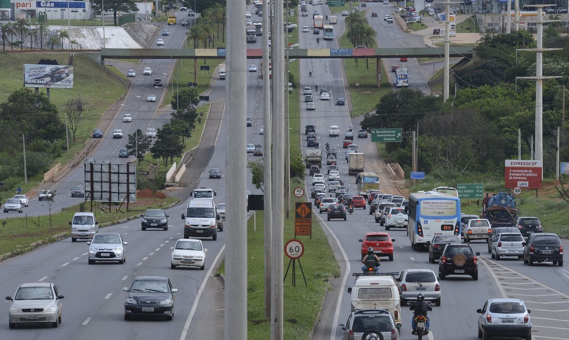 Brasilia - Movimento de saída para o feriado de carnaval  tranquilo no Aeroporto JK e rodovias do Distrito Federal(Fábio Rodrigues Pozzebom/Agência Brasil)