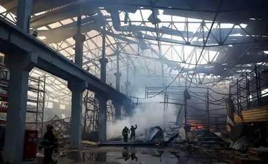 Ucrânia. 29/12/2023 Ucrânia relata um dos maiores ataques de mísseis da Rússia na guerra; 31 pessoas morreram.Ataque russo com mísseis em Kiev
Foto: Reuters/Valentyn Ogirenko/Proibida reprodução