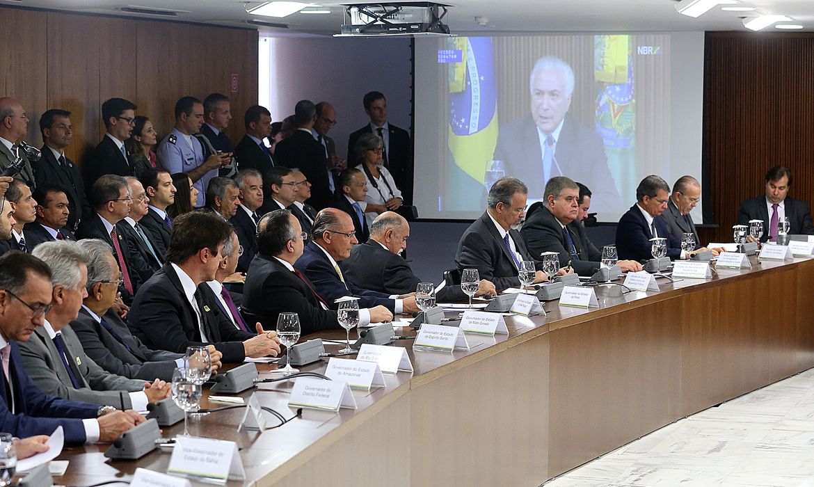 Brasília - O presidente Michel Temer debate Segurança Pública com governadores, em reunião no Palácio do Planalto (Antonio Cruz/Agência Brasil)