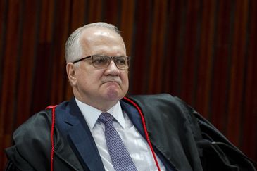Brasília: O ministro do Tribunal Superior Eleitoral (TSE), Edson Fachin, durante sessão plenária para análise de embargos de declaração em representação, recursos ordinários e recursos especiais eleitorais referentes às Eleições 2018. (Foto: